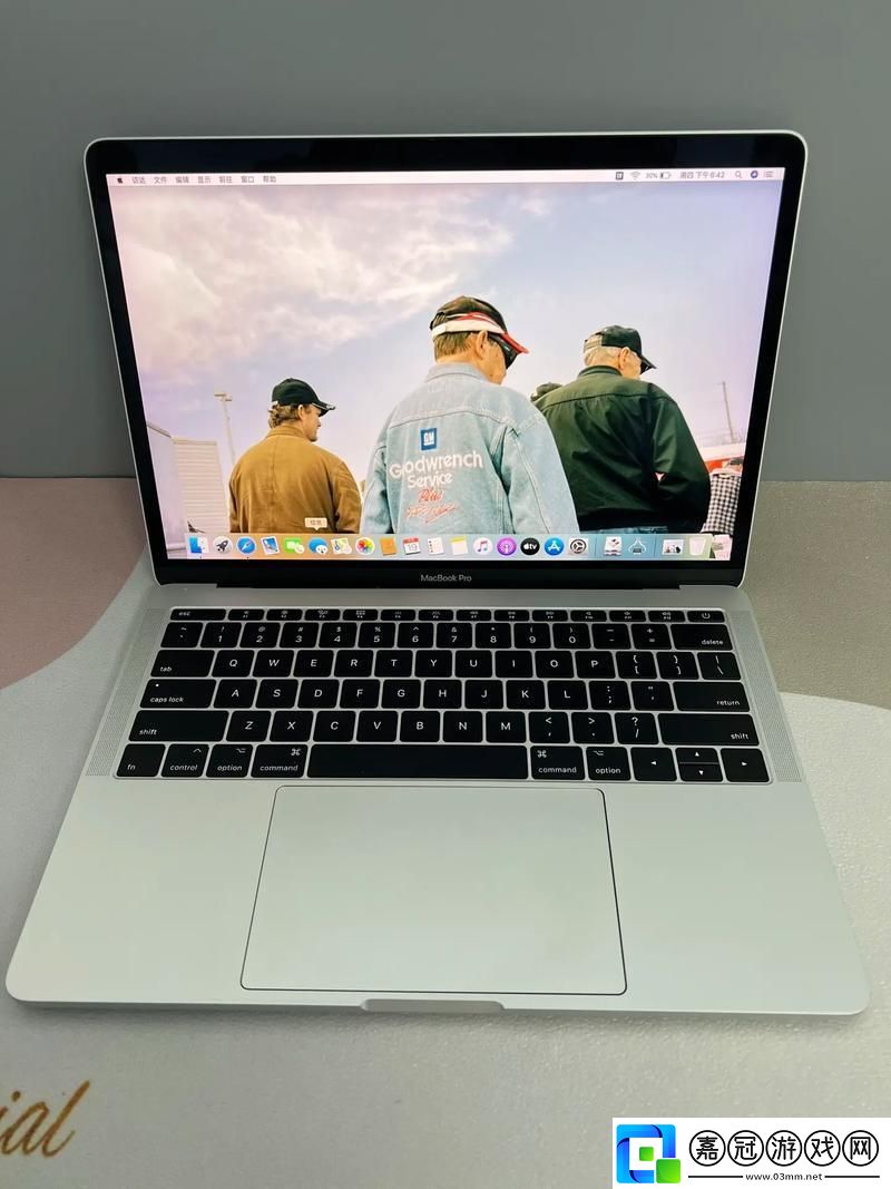 17macbookpro13-炒作風潮下的科技笑話